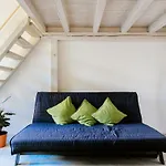 Emily Self Check In Wifi Netflix Free Coffee Near The Andrassy Street For Long Therm Apartment Budapest